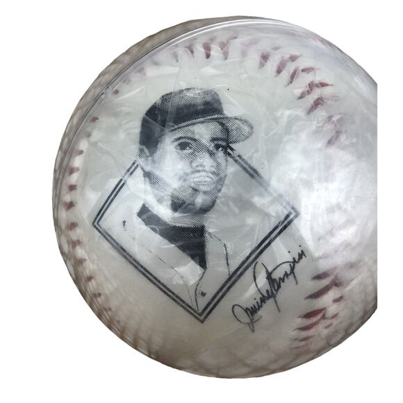 3 Commemorative Edition Baseballs Ken Griffey Jr, Babe Ruth, Willie Mays 1993 - Picture 2 of 8